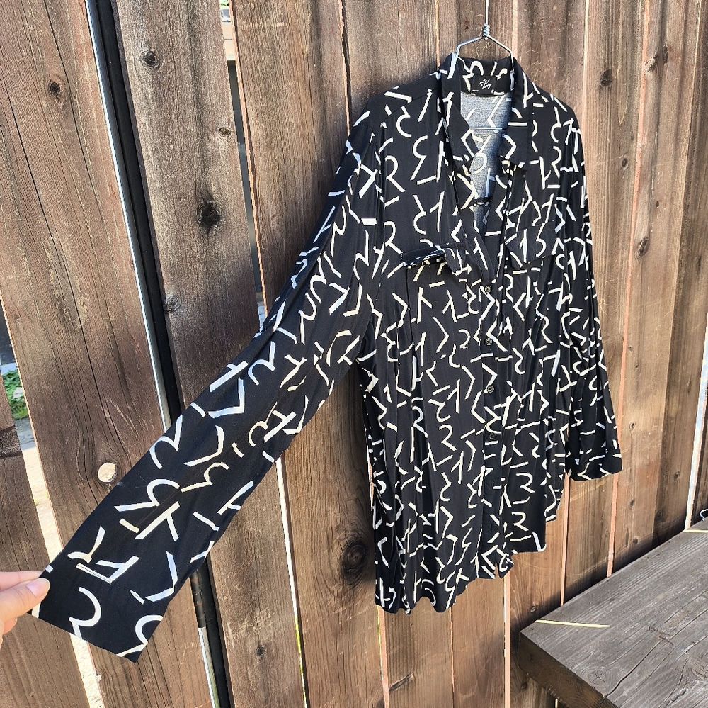 MILK & HONEY | Black and White High Contrast Print Women's Blouse Top